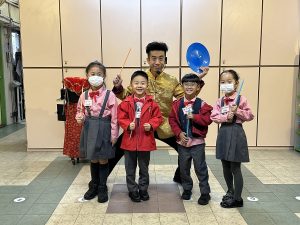 欣賞雜耍表演